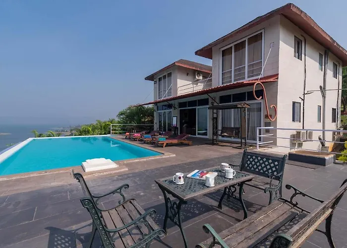 Stayvista'S Princess - A Villa With Infinity Pool & Breathtaking Views Lonavala